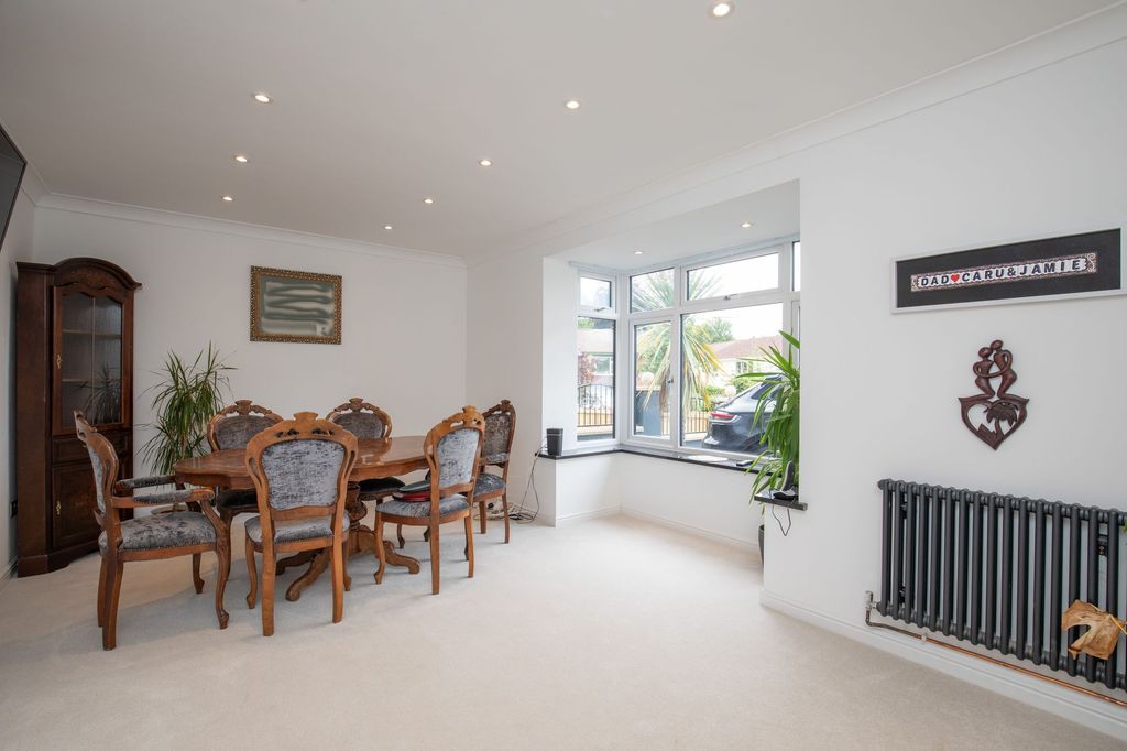 Additional image 10 of 4 bed detached house for saleThe Retreat, Bridgend, Bridgend County CF31