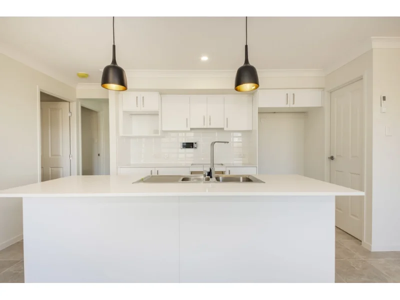 Additional image 3 of 42 Abbeyfeale Circuit, Meringandan West QLD 4352