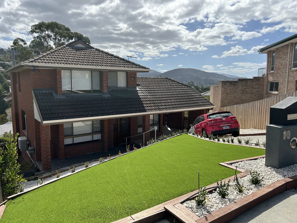 10 Solana Place, Sandy Bay TAS 7005