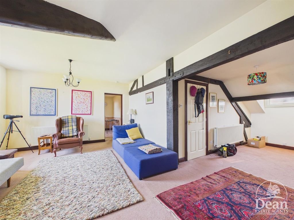 Additional image 5 of 2 bed flat for saleThe Haie, Newnham GL14