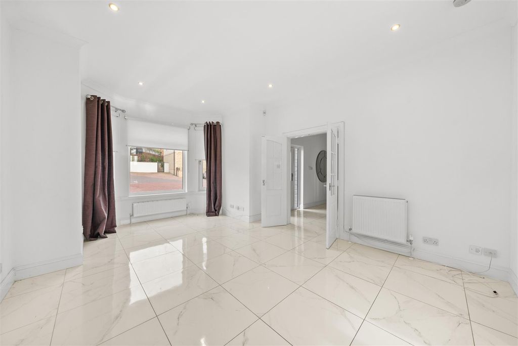 Additional image 9 of 5 bed detached house for saleSnead View, Motherwell ML1