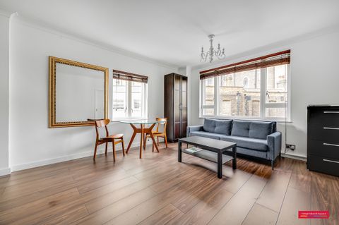 Park Crescent, Marylebone, London W1B, Studio to rent