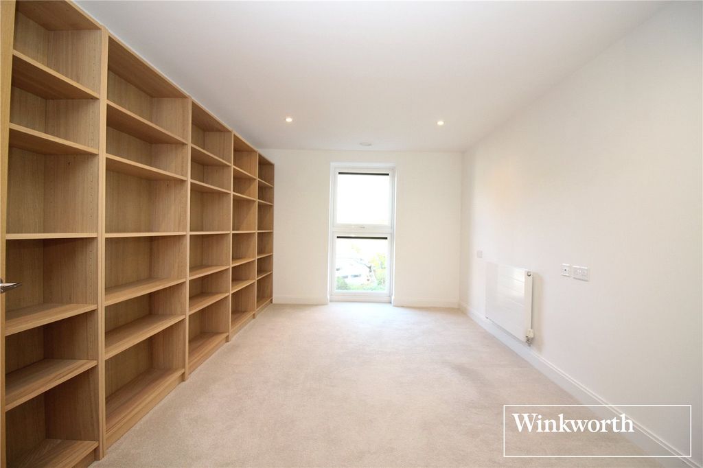 Additional image 8 of 2 bed flat for saleStudio Way, Borehamwood, Hertfordshire WD6