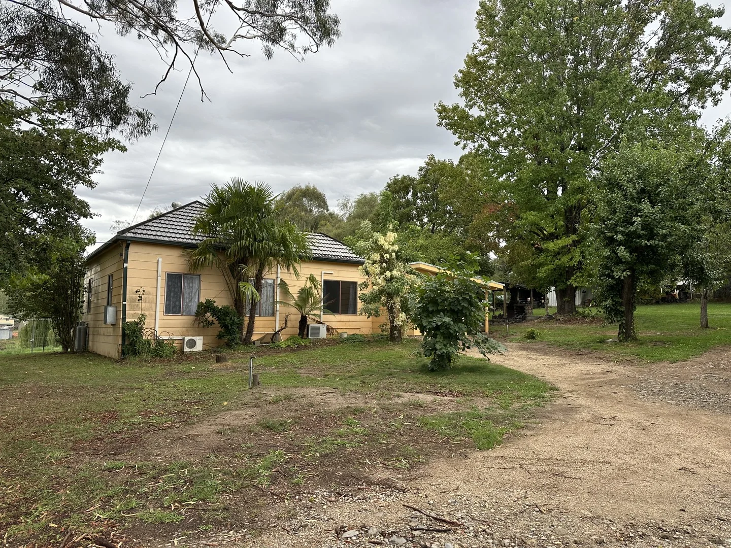 2 Lois Lane, Tumbarumba NSW 2653