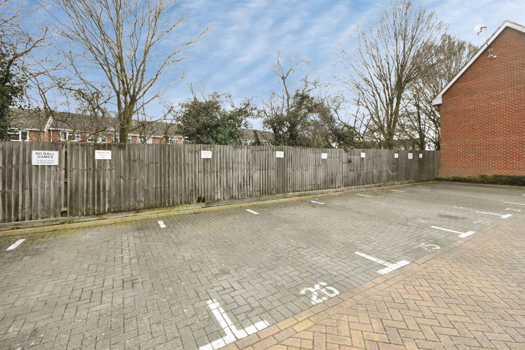 Additional image 16 of 2 bed flat for salePerryfields, Braintree CM7