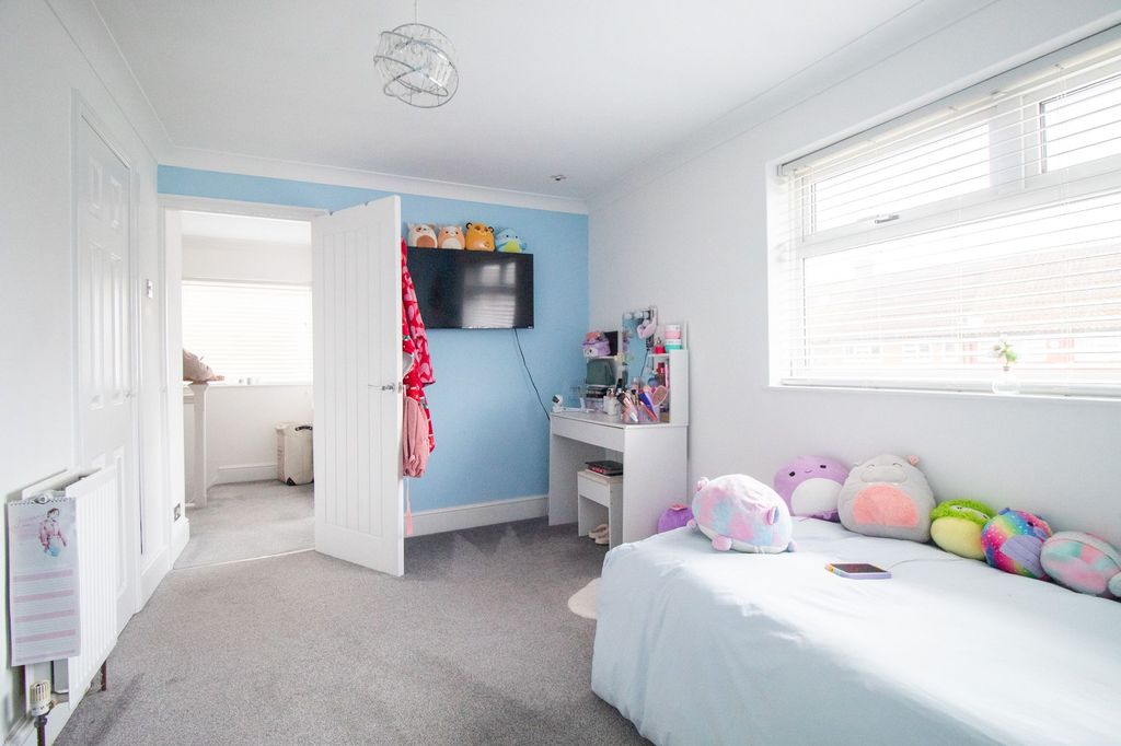Additional image 10 of 3 bed semi-detached house for saleTamar Grove, Hull HU8