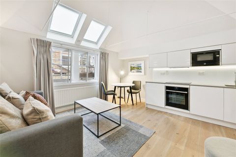 Great Portland Street, Fitzrovia W1W