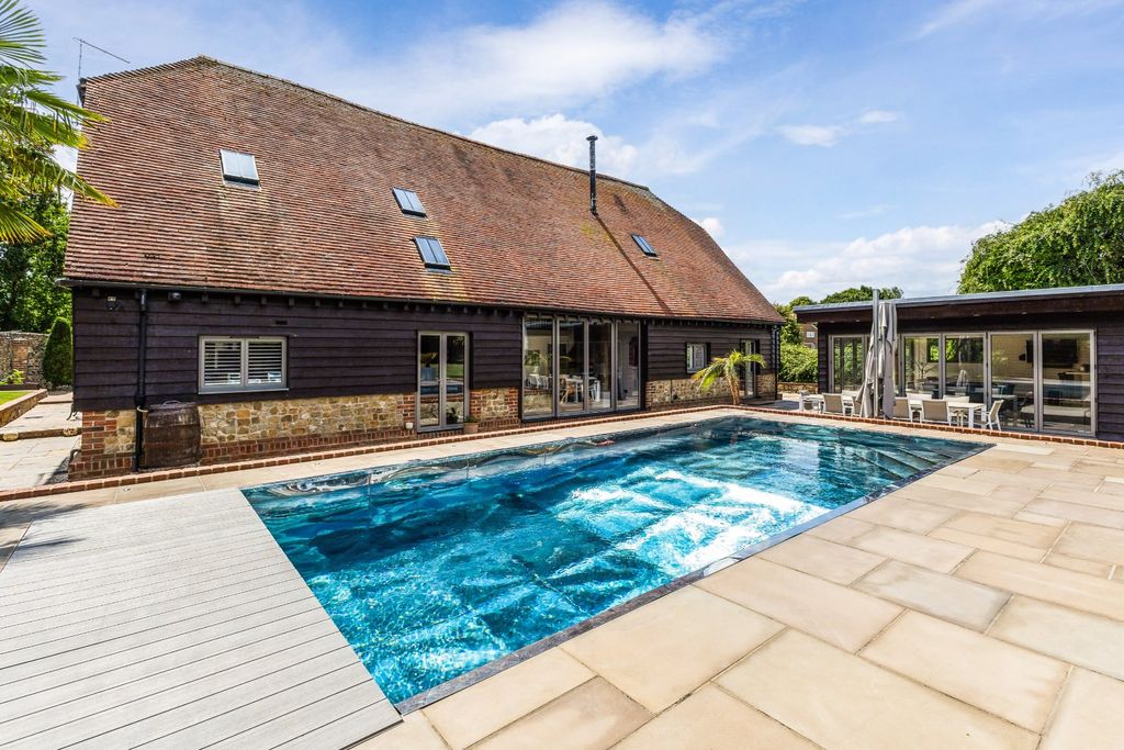 Additional image 17 of 5 bed detached house for saleHewarts Lane, Aldwick, West Sussex PO21