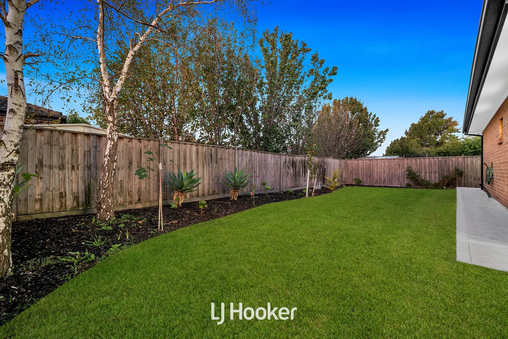 Additional image 27 of 8 Mallett Grove, Lyndhurst VIC 3975