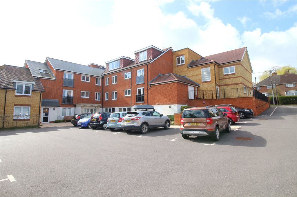 Additional image 11 of 2 bed flat for saleNorth Close, Lymington SO41