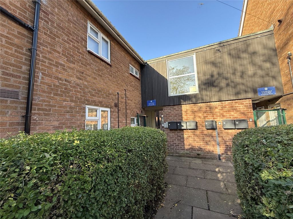 2 bed flat for saleLancaster Road, Harlescott, Shrewsbury, Shropshire SY1