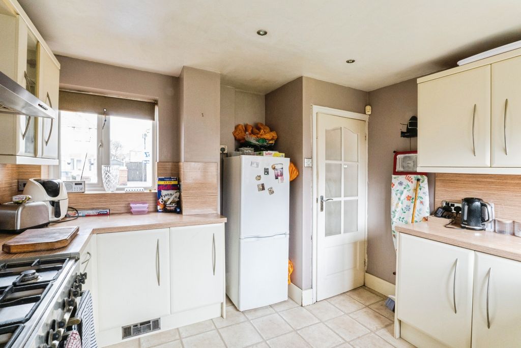 Additional image 11 of 3 bed semi-detached house for saleLyddesdale Avenue, Thornton-Cleveleys FY5