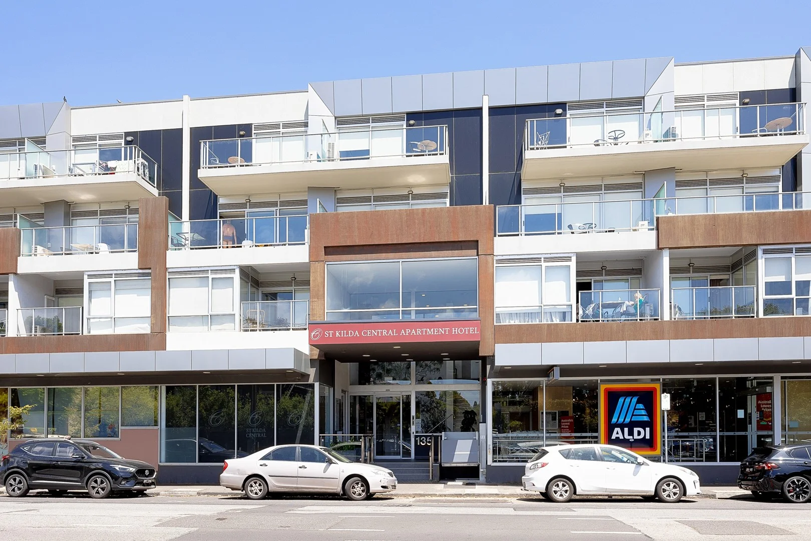 230/135 Inkerman Street, St Kilda VIC 3182