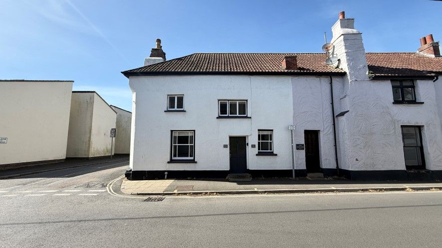 4 bed cottage for sale32 South Street, Braunton, Devon EX33