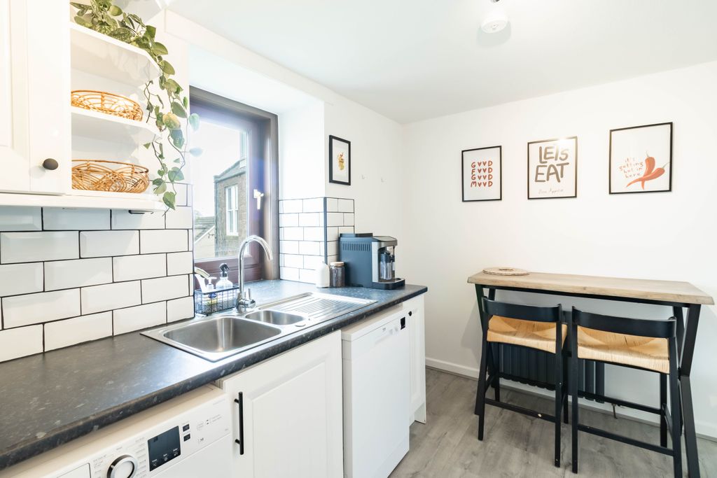 Additional image 8 of 3 bed flat for saleBlackfriars Street, Montrose DD10