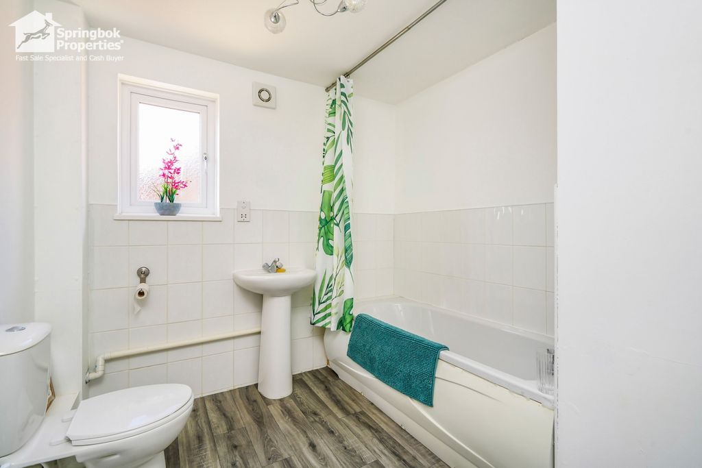 Additional image 14 of 4 bed detached house for saleTudor Way, Brackley, Northamptonshire NN13
