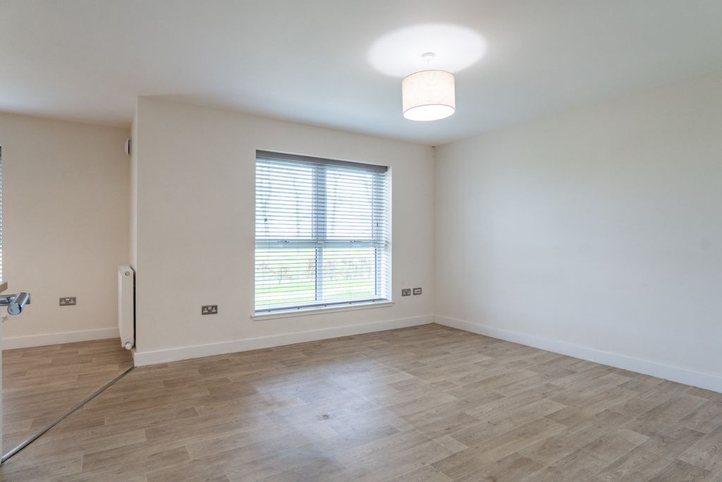 Additional image 10 of 2 bed flat for saleJasmine Drive, Elgin IV30