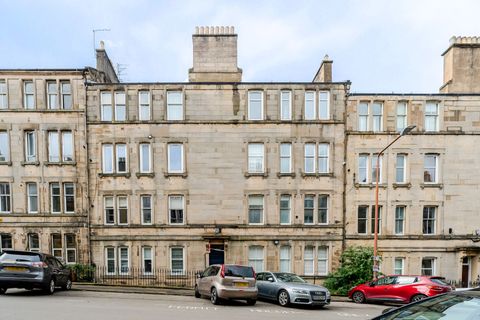 16/7 Dean Park Street, Stockbridge, Edinburgh EH4