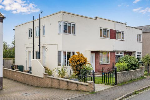 48 Northfield Farm Avenue, Edinburgh EH8