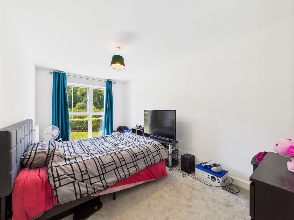 Additional image 11 of 2 bed flat for saleThorpe Court, Thorpe Close, Bordon GU35