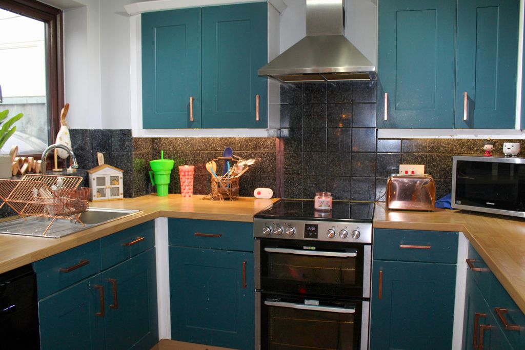 Additional image 6 of 4 bed semi-detached house for saleMaple Close, Brigg DN20