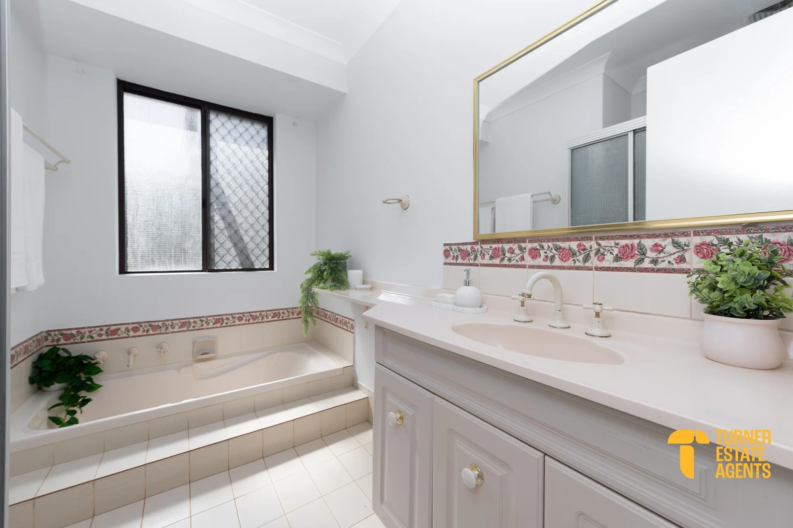 Additional image 16 of 43 Chartwell Way, Swan View WA 6056