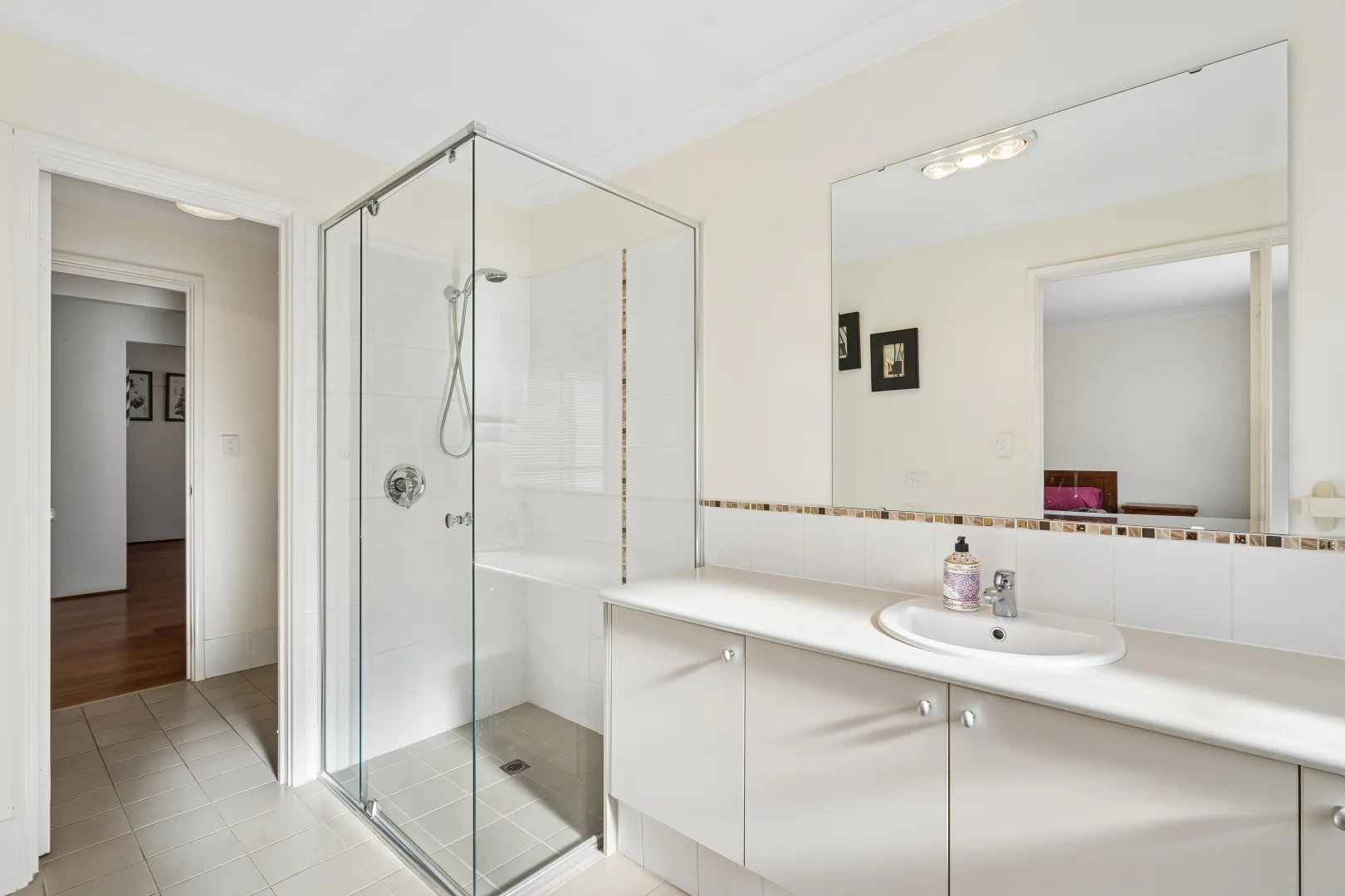 Additional image 21 of 30 Claridge Circle, Thornlie WA 6108