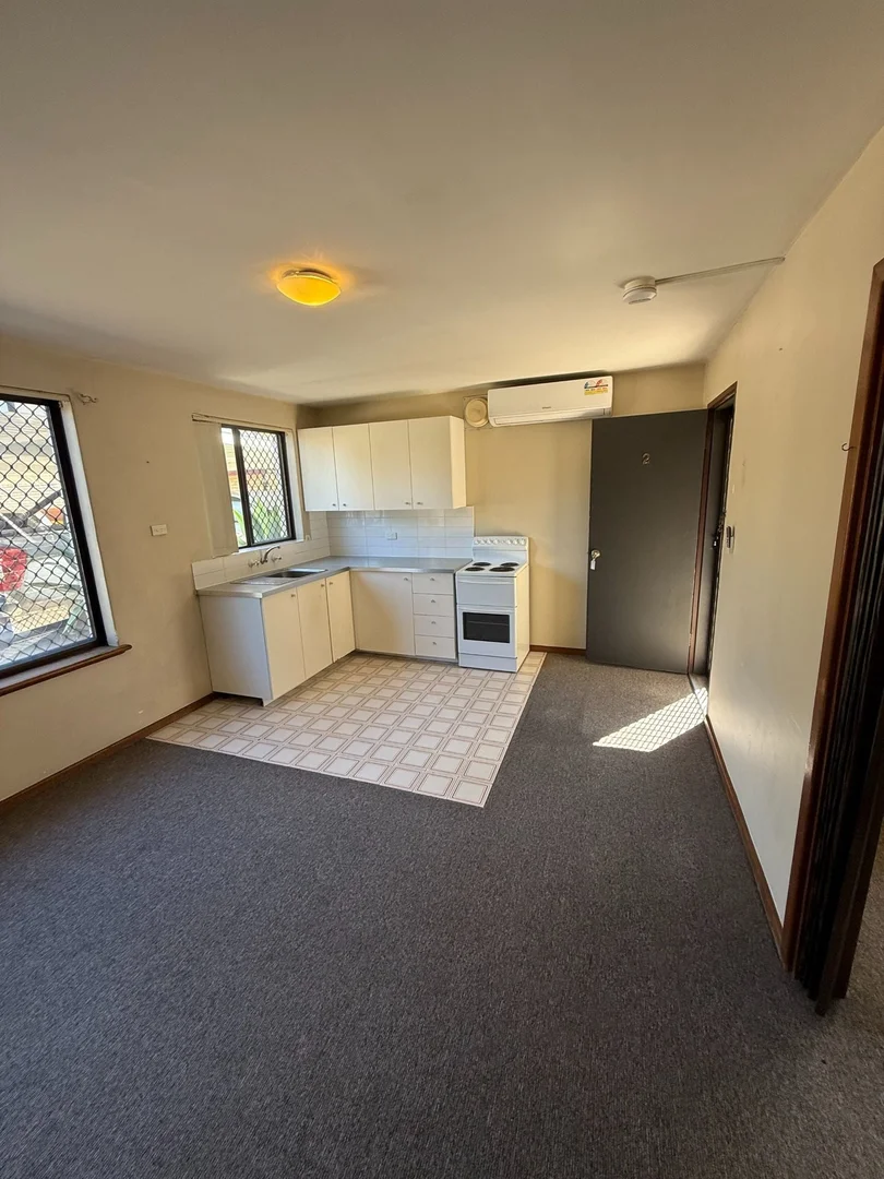 Additional image 4 of 2/126 Central Av, Inglewood WA 6052
