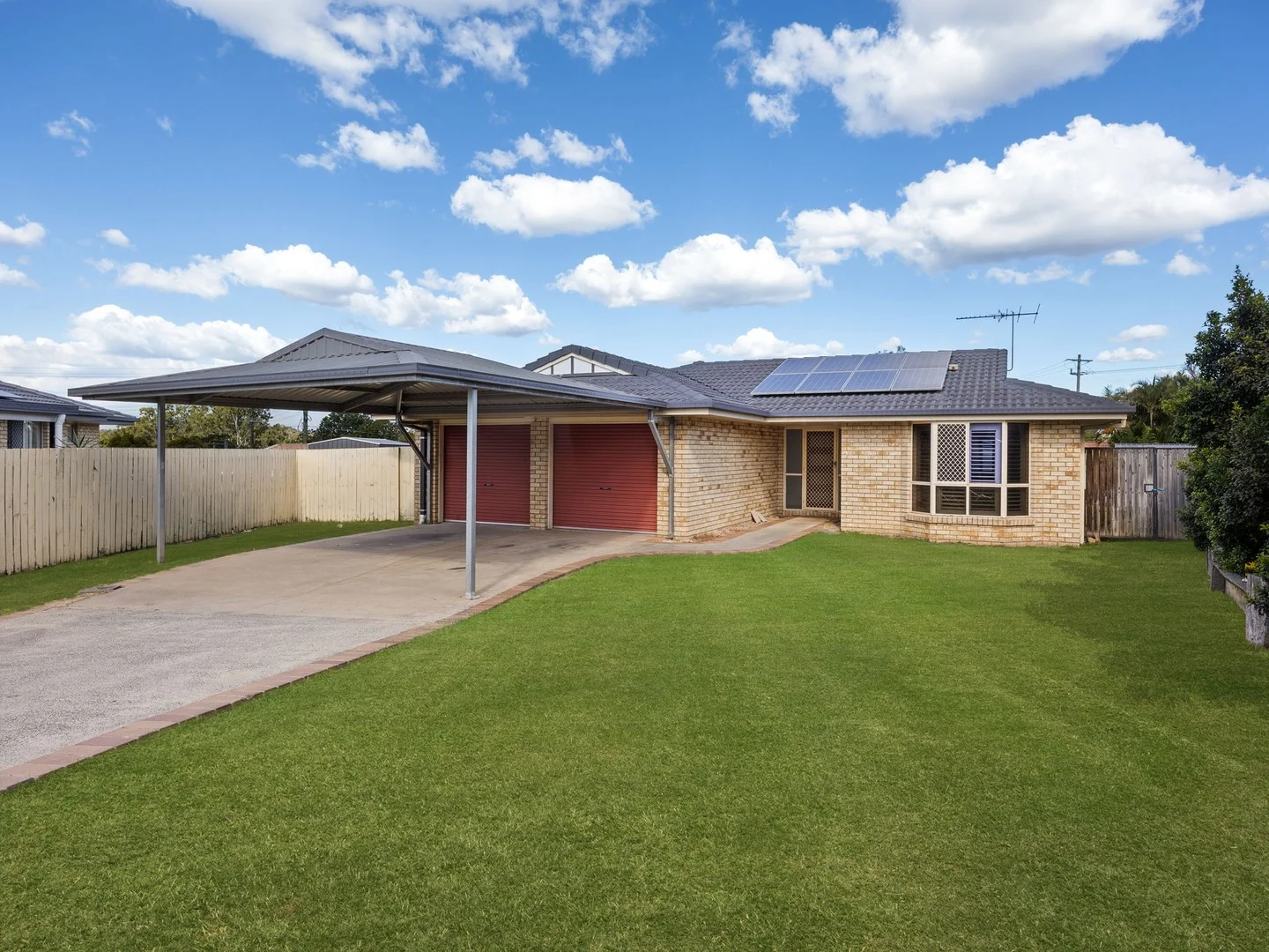 73 Rumsey Dr, Raceview QLD 4305