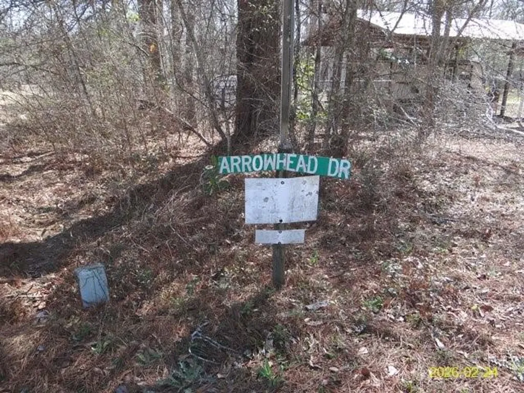 1727 Arrowhead Drive, Eufaula, AL 36027