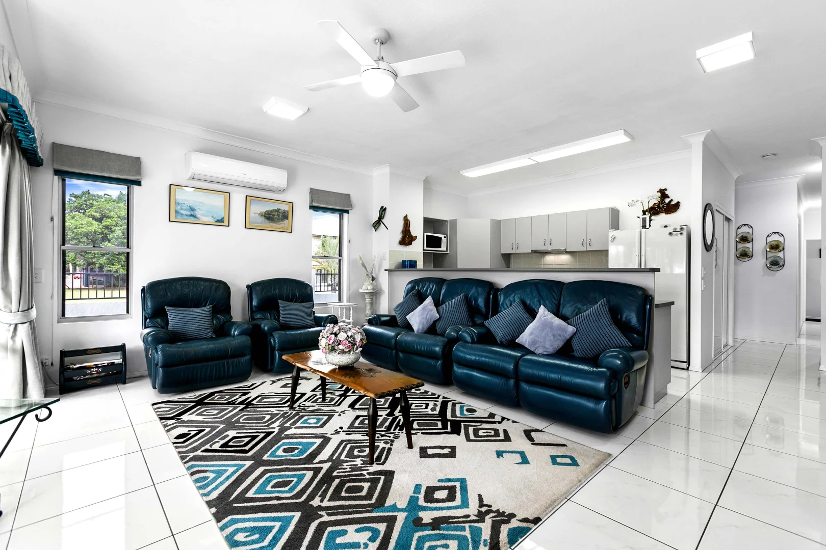1/320 Esplanade, Scarness QLD 4655 photo 3