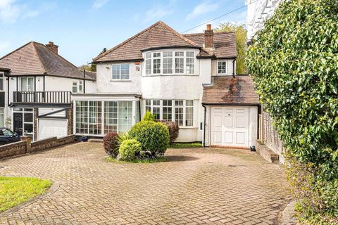 Barnet Gate Lane, Arkley EN5