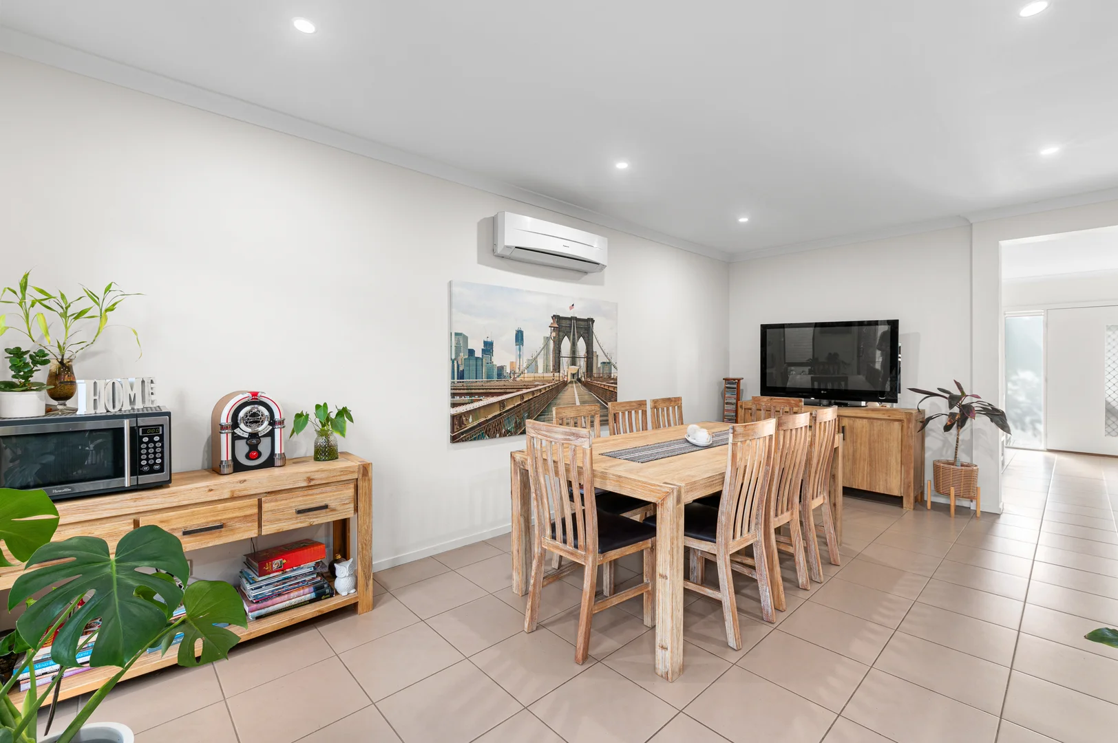 77 Lyndarum Drive, Epping VIC 3076 photo 5