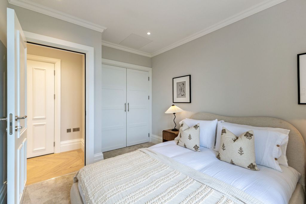 Additional image 9 of 1 bed flat for saleKings Meadow, Whyteleafe Hill, Whyteleafe CR3
