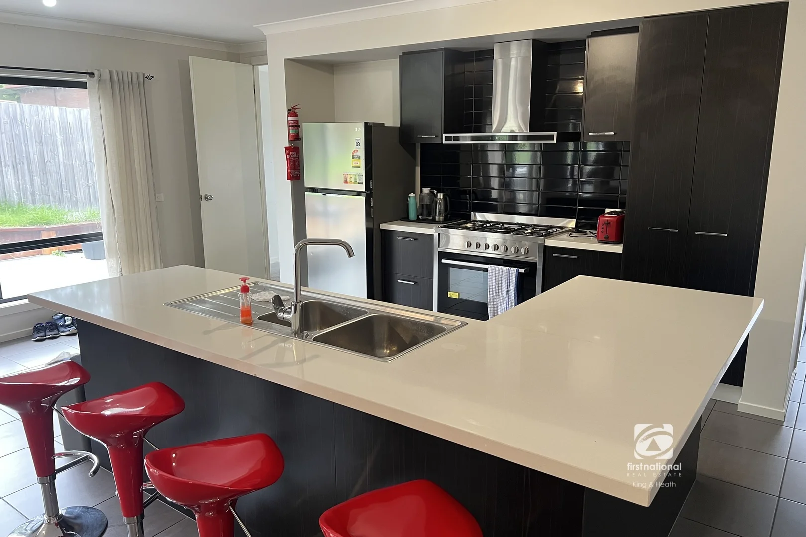 Additional image 2 of 11 Surf Court, Lakes Entrance VIC 3909