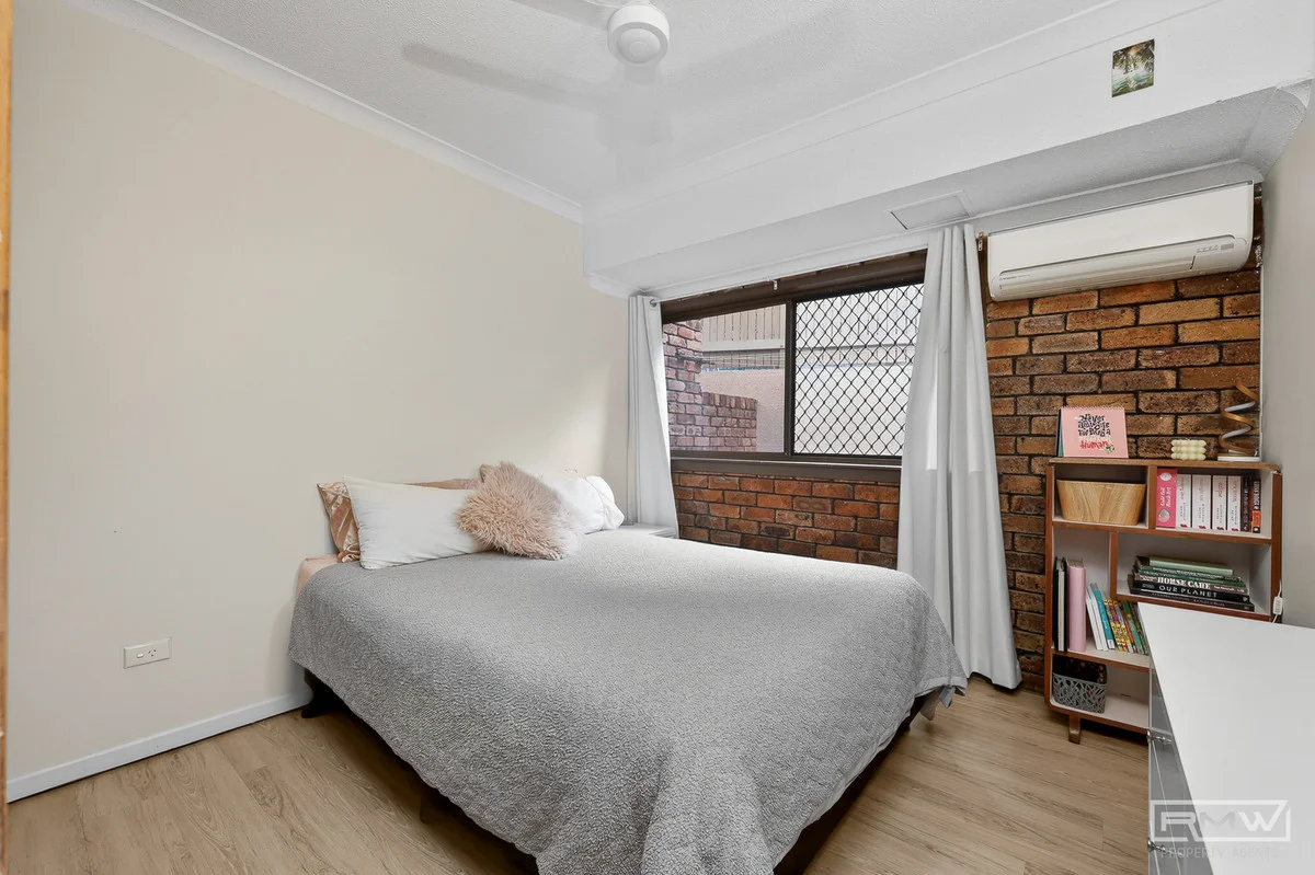 Additional image 15 of 4/10 Kerr Street, Meikleville Hill QLD 4703