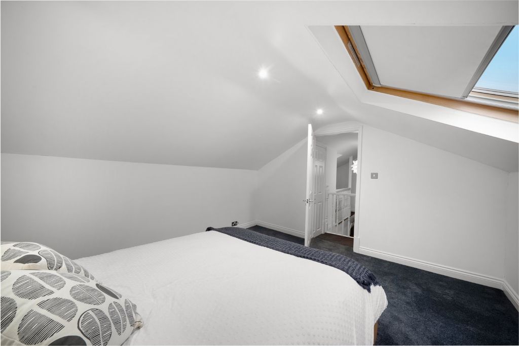 Additional image 12 of 3 bed flat for saleSt. Georges Road, Harrogate, North Yorkshire HG2