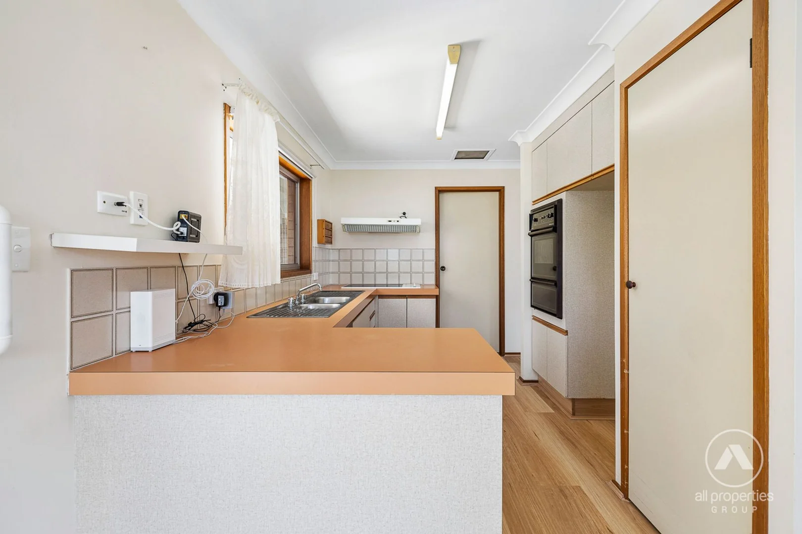 Additional image 2 of 38 CAMELOT CRESCENT, Hollywell QLD 4216