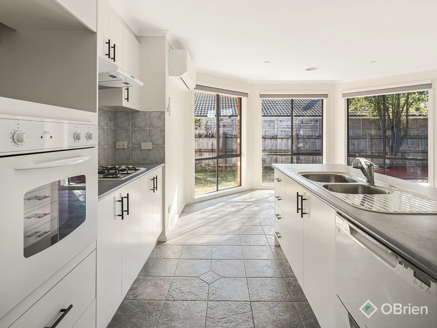 Additional image 9 of 82 Oberon Drive, Carrum Downs VIC 3201