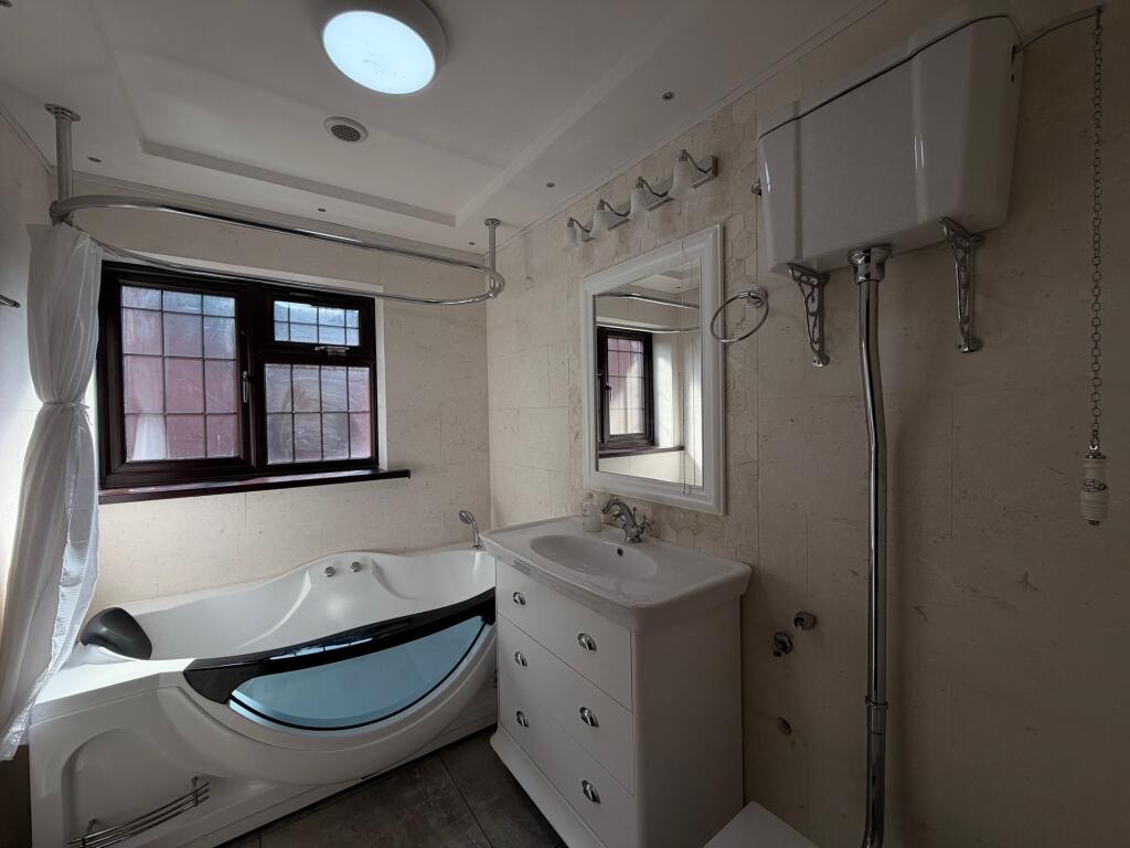 Additional image 41 of Oldacre Close, Sutton Coldfield, B76
