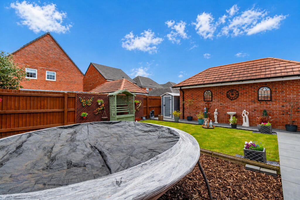 Additional image 23 of Collins Grove, Tamworth
