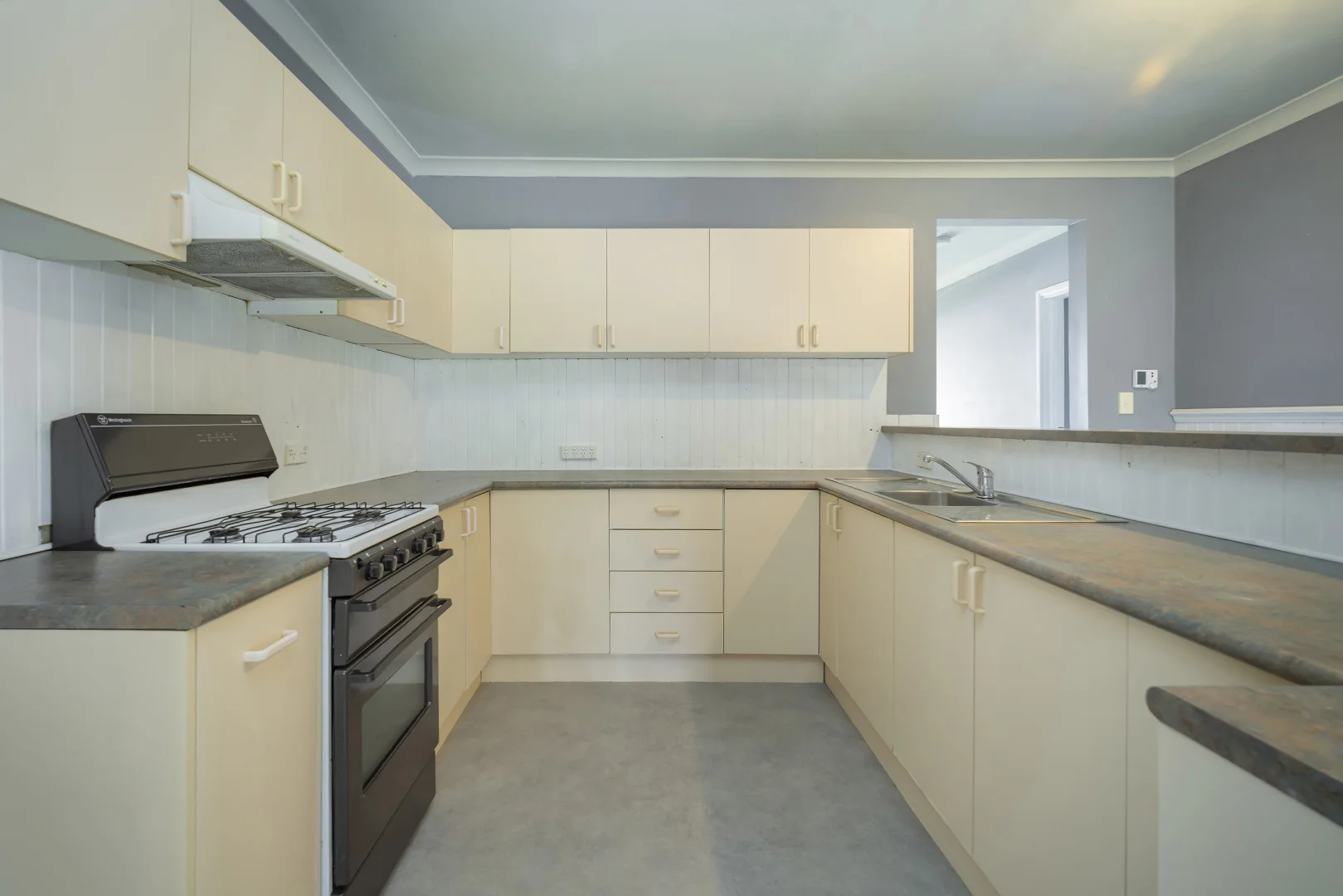 Additional image 2 of 7 White Avenue, Hamilton VIC 3300