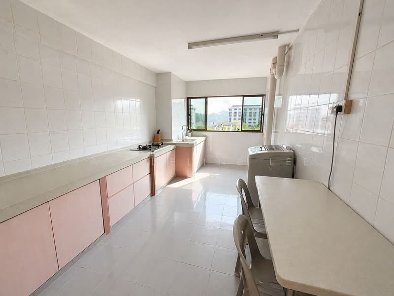 346 Clementi Avenue 5 photo 2