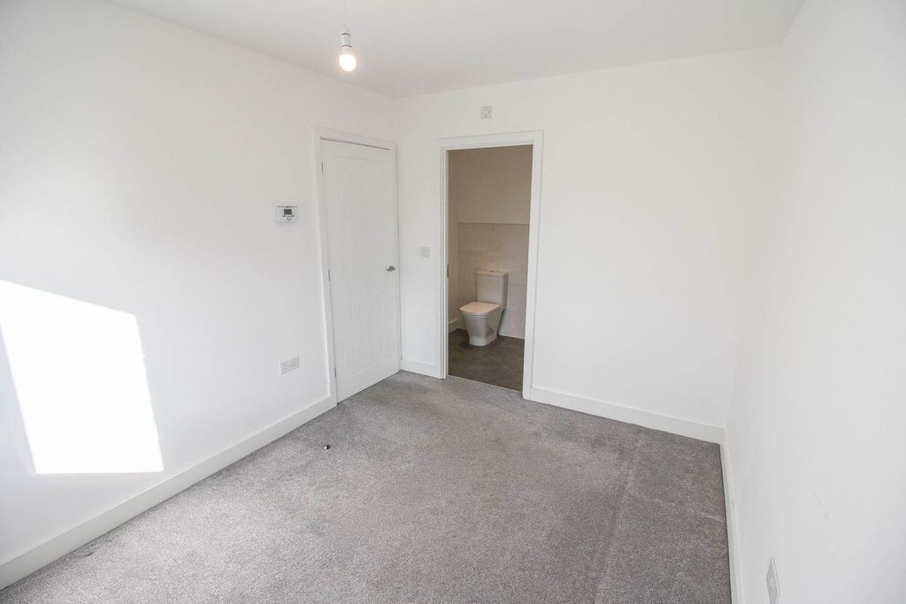 Additional image 11 of 3 bed semi-detached house for saleFox Avenue, Yatton, Bristol BS49
