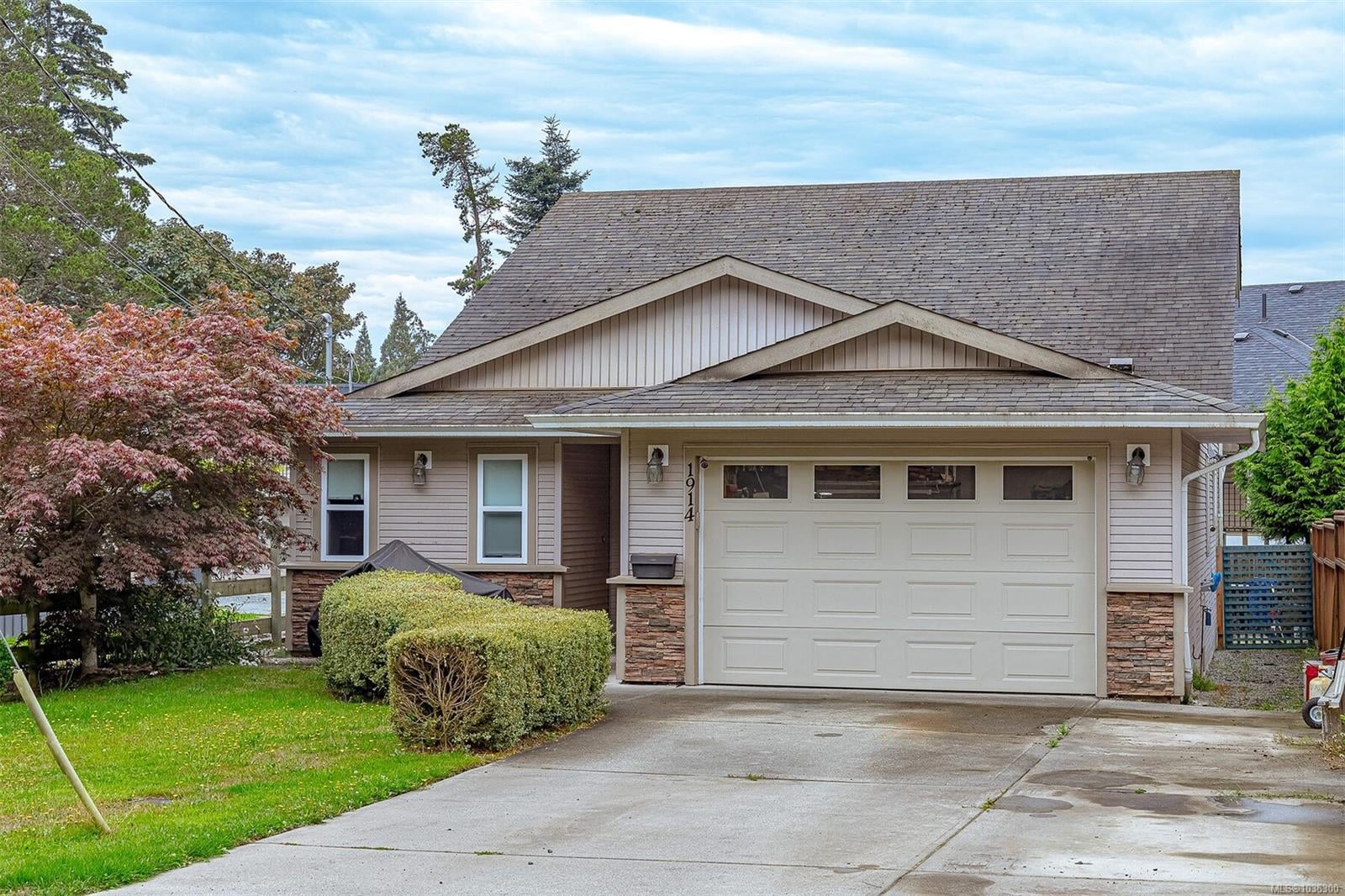 1914 Maple Avenue S, Sooke, BC, V9Z 0N9