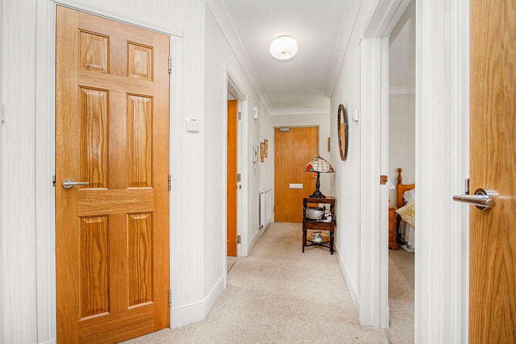 Additional image 6 of 2 bed flat for sale10 Provost Kirkpatrick Court, Peebles EH45