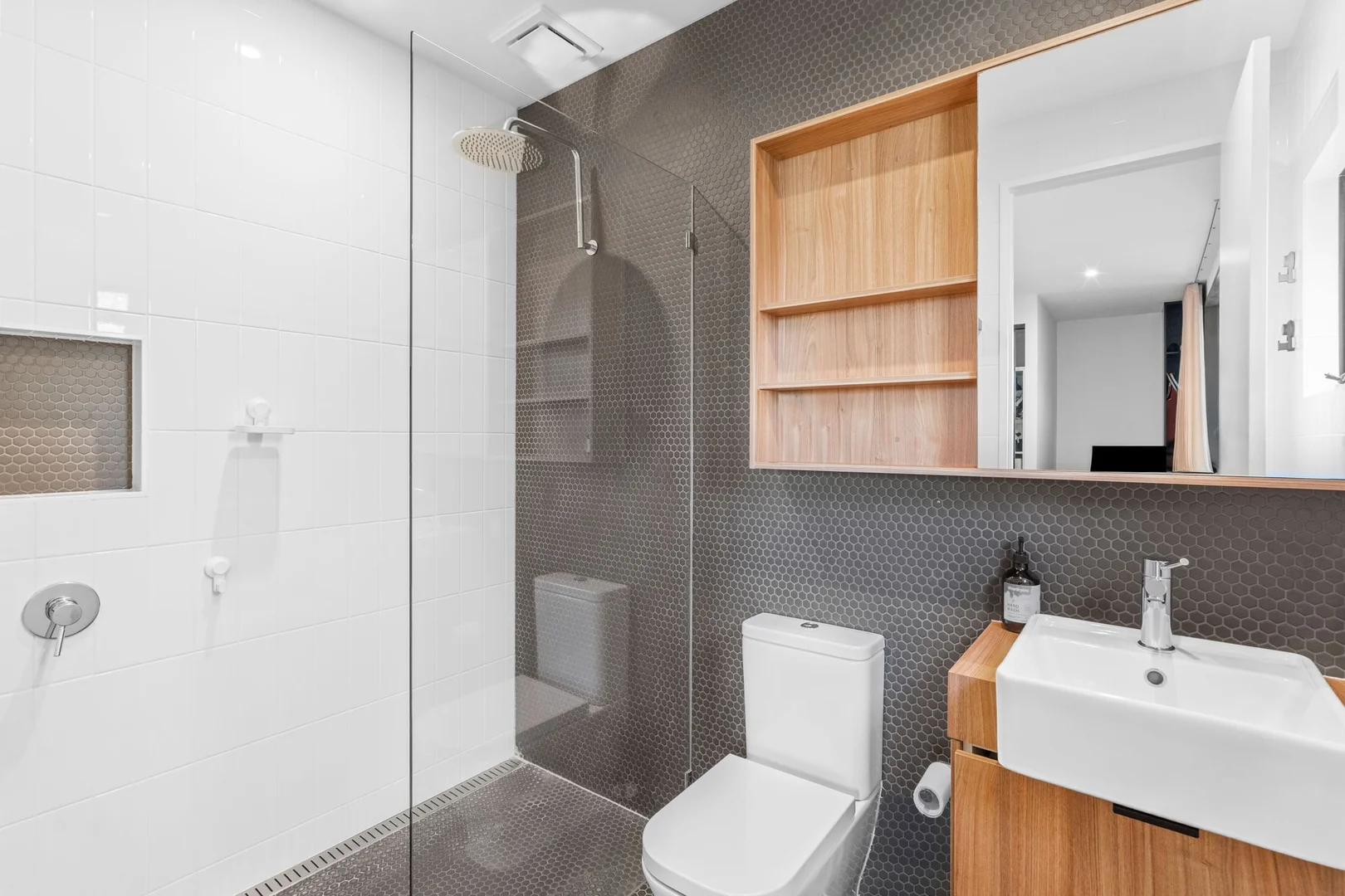 Additional image 12 of 43B Terrace Street, Toowong QLD 4066