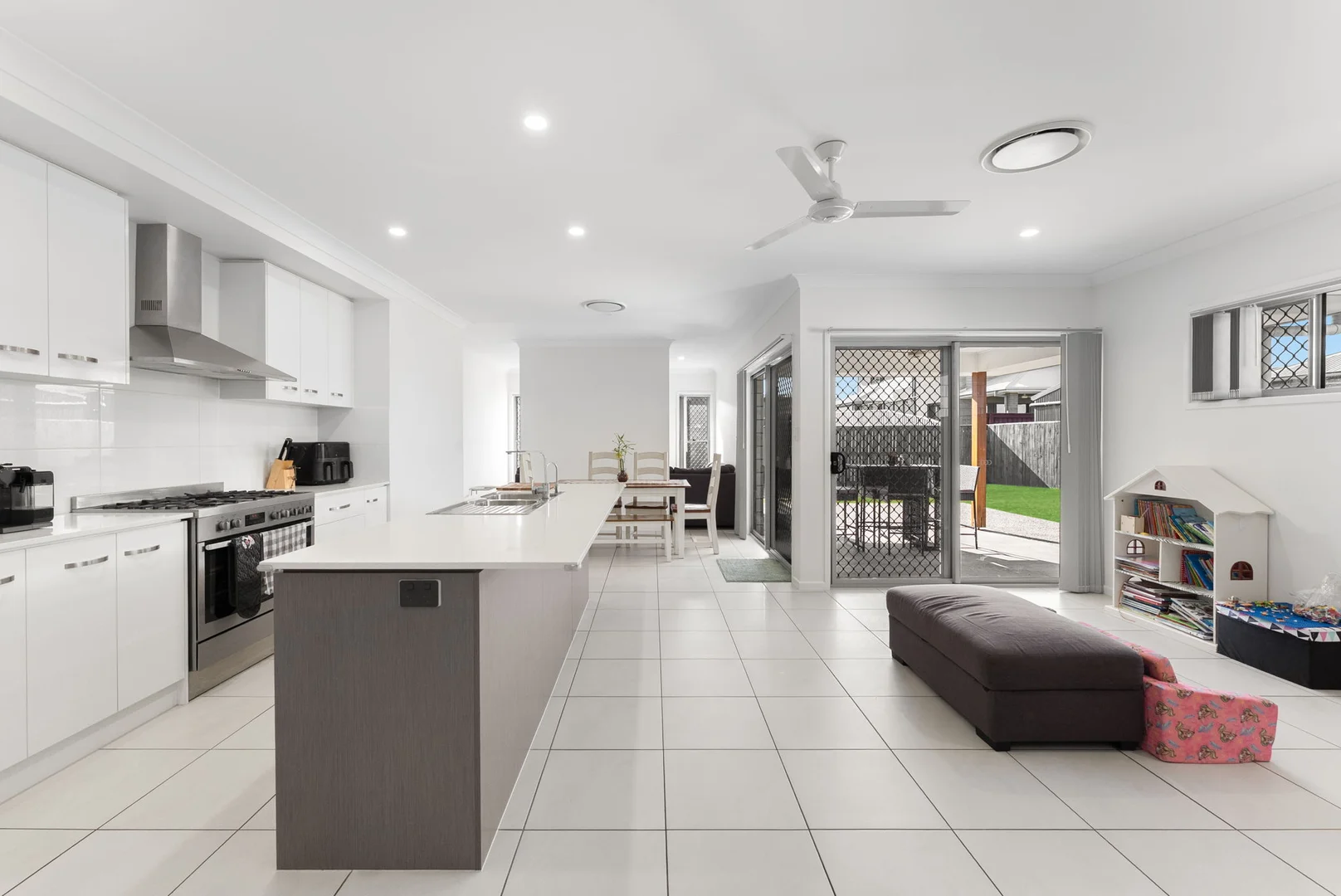 Additional image 6 of 8 Mary Crescent, Rosewood QLD 4340