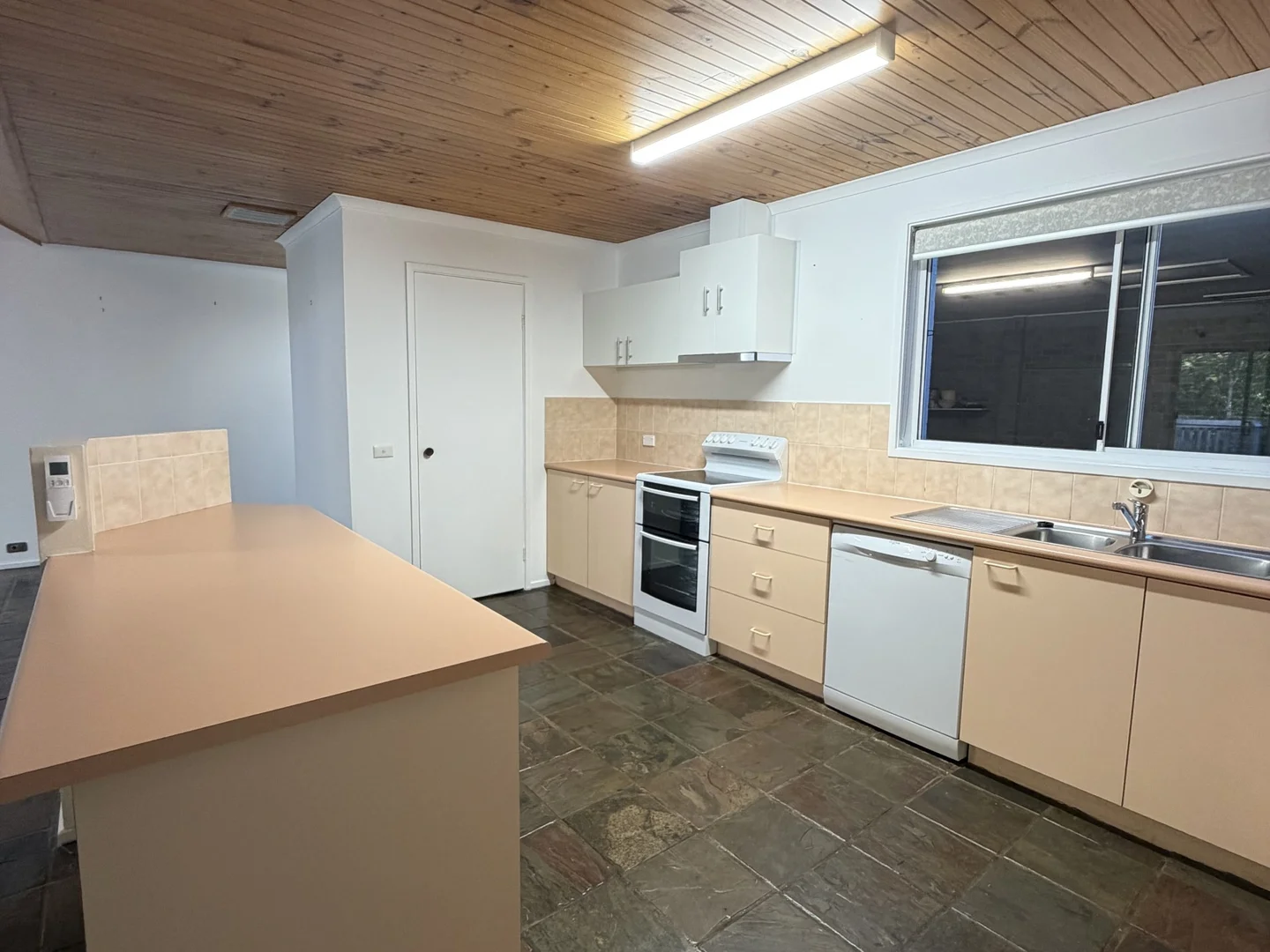 Additional image 8 of 15 Strathmore Crescent, Kalaru NSW 2550