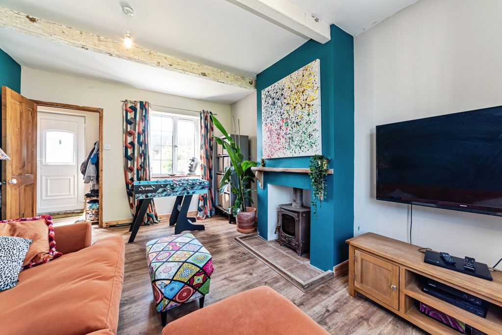Additional image 6 of 3 bed semi-detached house for saleWestfield Crescent, Thatcham RG18